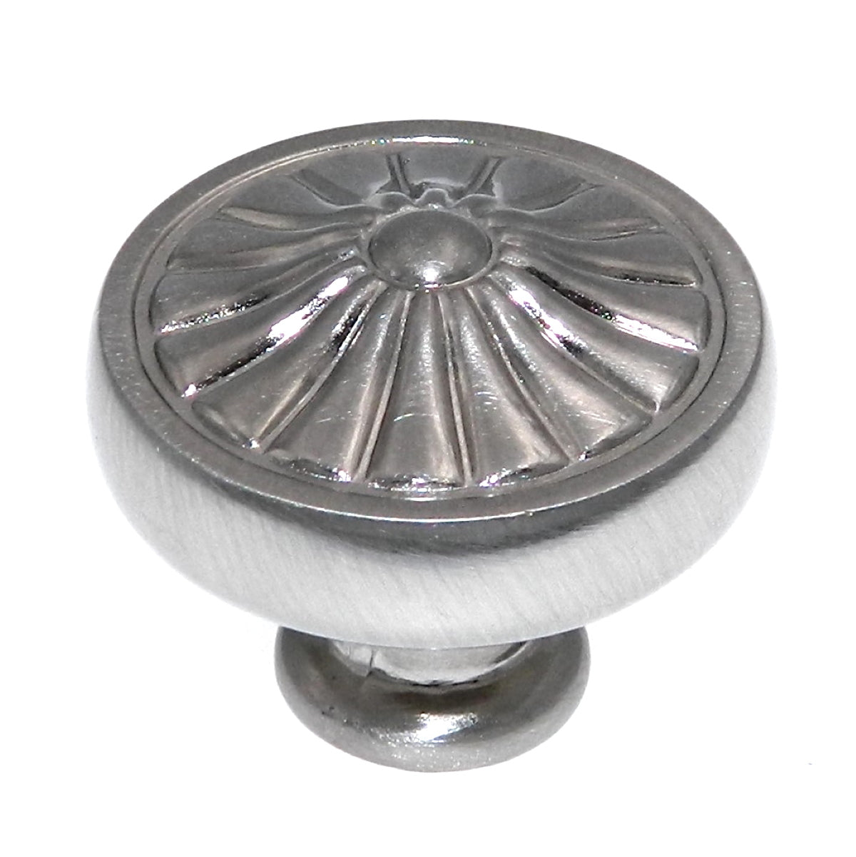 Ultra Designer's Edge Satin Nickel Round 1 1/4" Knob 98447