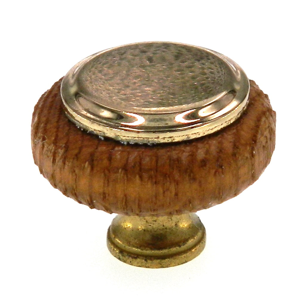 Amerock Royal Polished Brass, Oak Center 1 1/4" Cabinet Knob Pull BP76246-O3