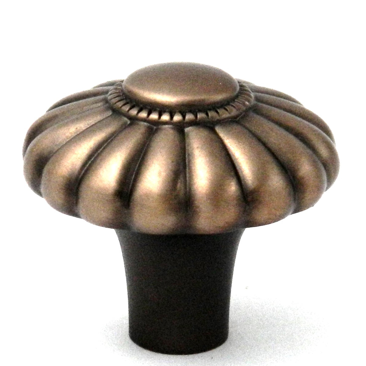 10 Pack Belwith Keeler Beaded Classic 1 1/4" Wellington Bronze Beaded Solid Brass Cabinet Knob G2-15R