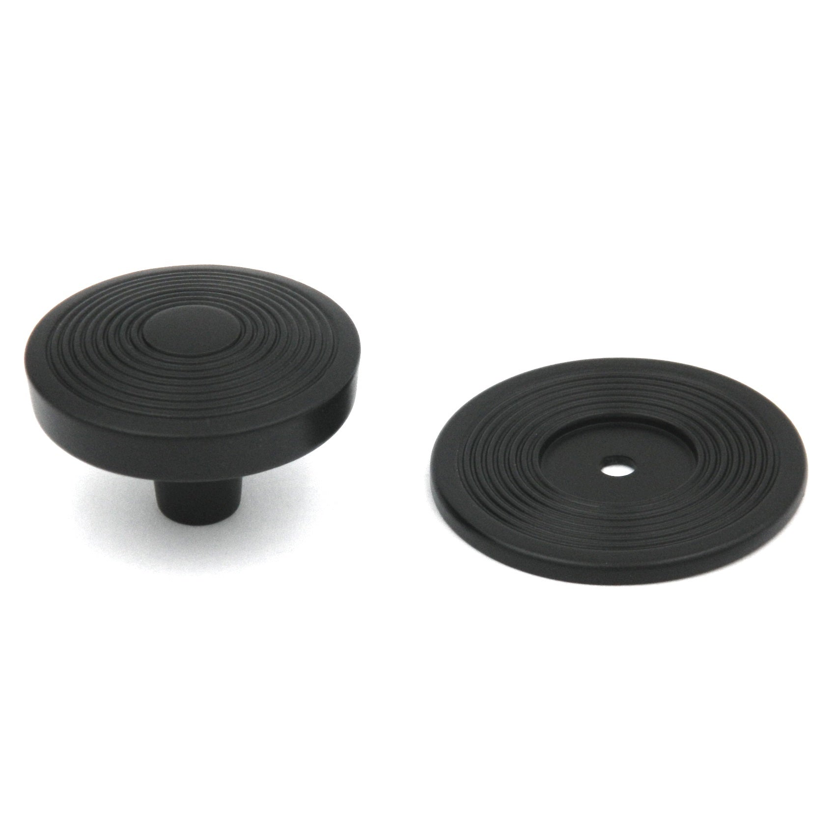 Hickory Hardware Encore 1 3/4" Matte Black Round Flat-top Ringed Cabinet Knob P3122-MB