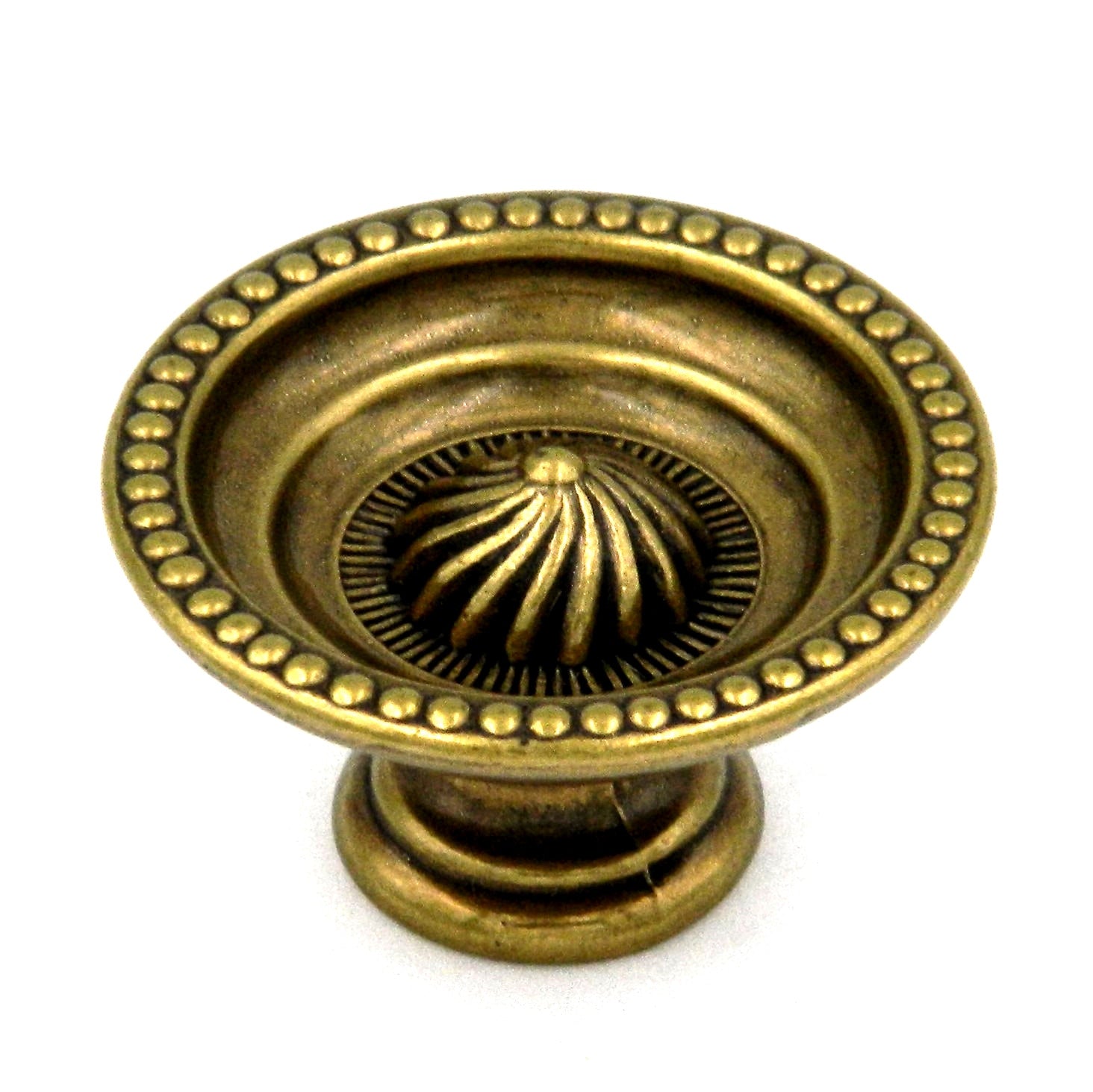 Hickory Hardware Manor House Lancaster Hand Polished Brass 1 1/4" Cabinet Knob P8121-LP